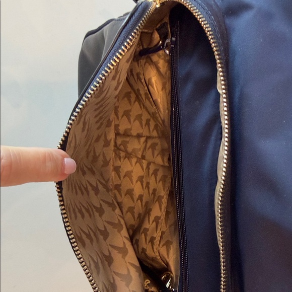 Lo & Sons Rowledge Nylon Backpack Deep Navy Gold Used Once, Excellent Condition - Picture 6 of 7